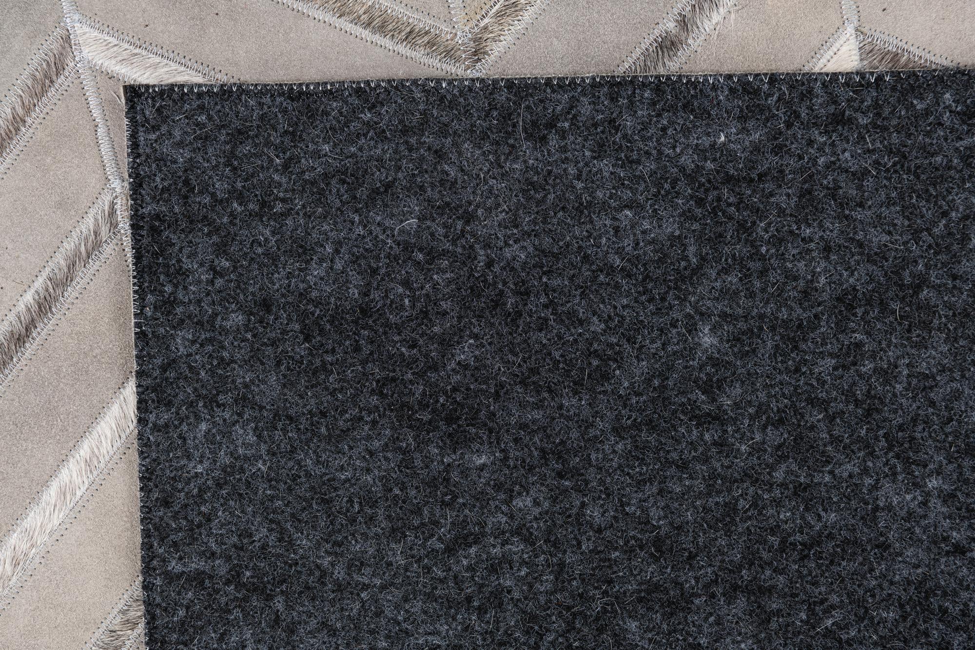 5' x 8' 1 Cowhide Leather Rug