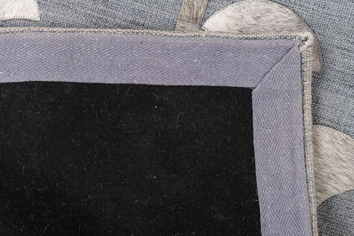 4' 1 x 5' 8 Cowhide Leather Rug