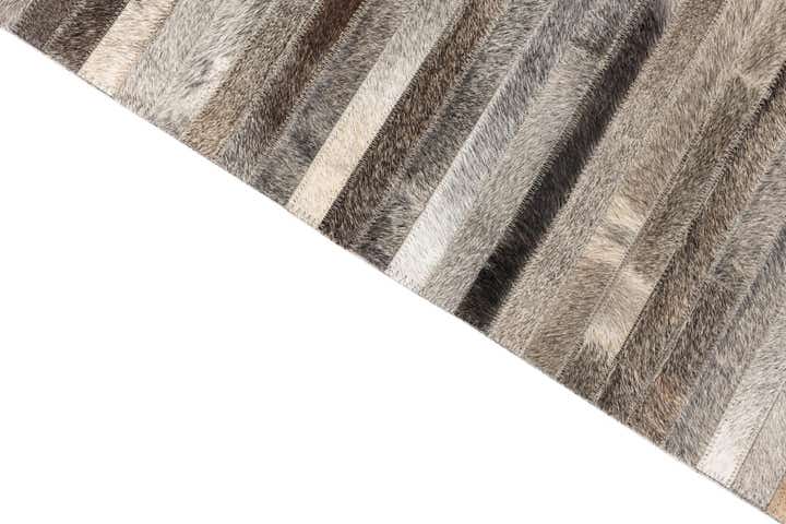 5' x 8' 2 Cowhide Leather Rug