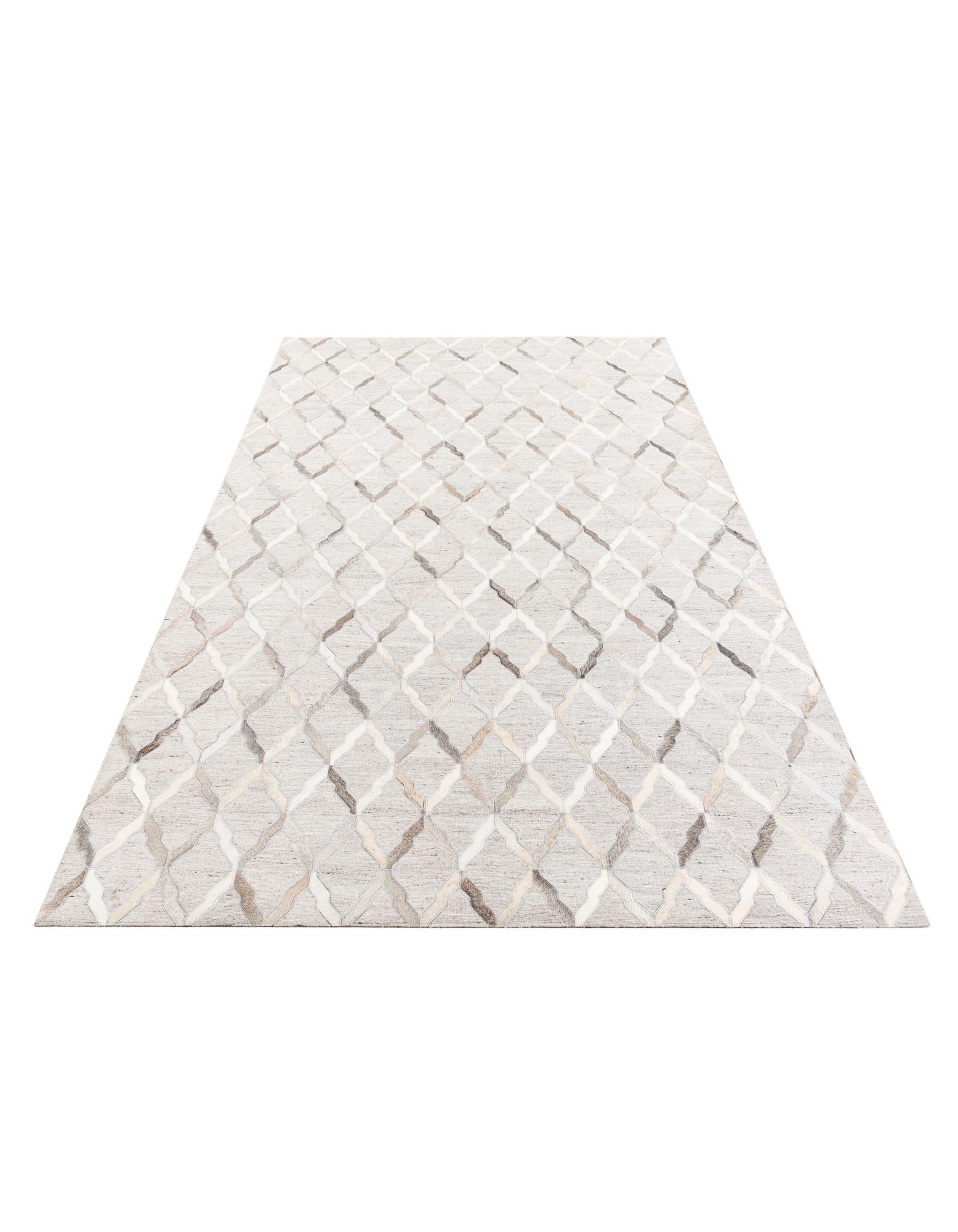 5' x 7' 8 Cowhide Leather Rug