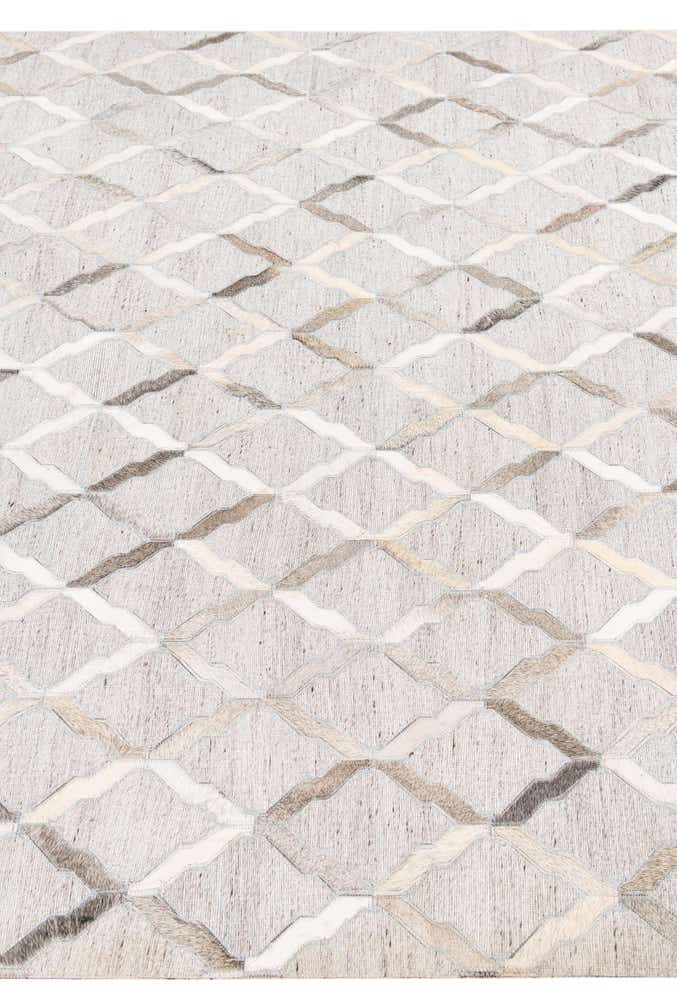 5' x 7' 8 Cowhide Leather Rug