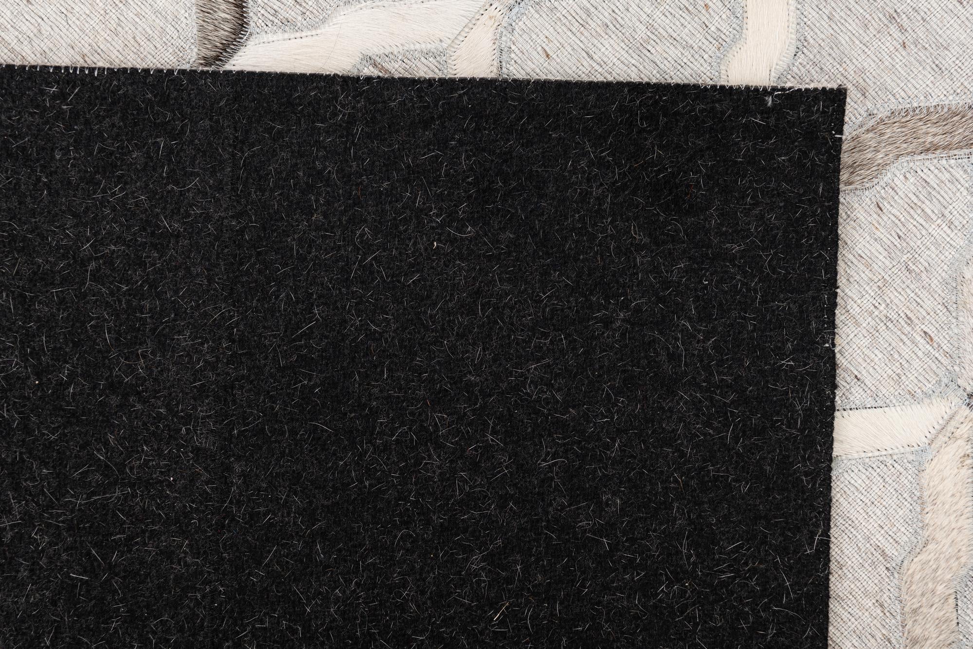 5' x 7' 8 Cowhide Leather Rug