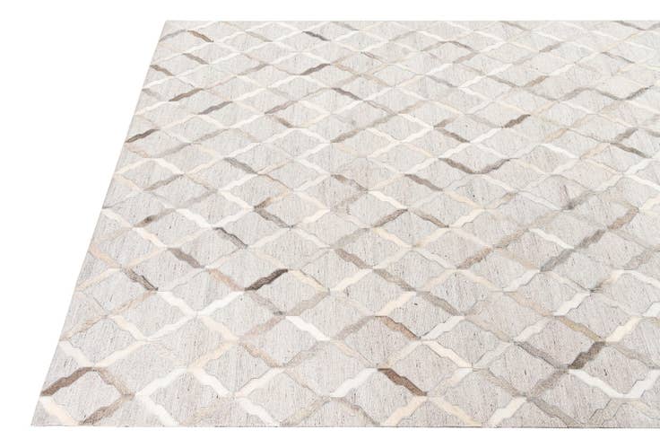 Detail image of 5' 1 x 7' 8 Cowhide Leather Rug