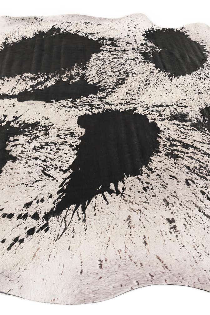 7' 4 x 8' Cowhide Leather Rug