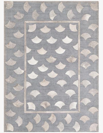 4' 1 x 5' 8 Cowhide Leather Rug