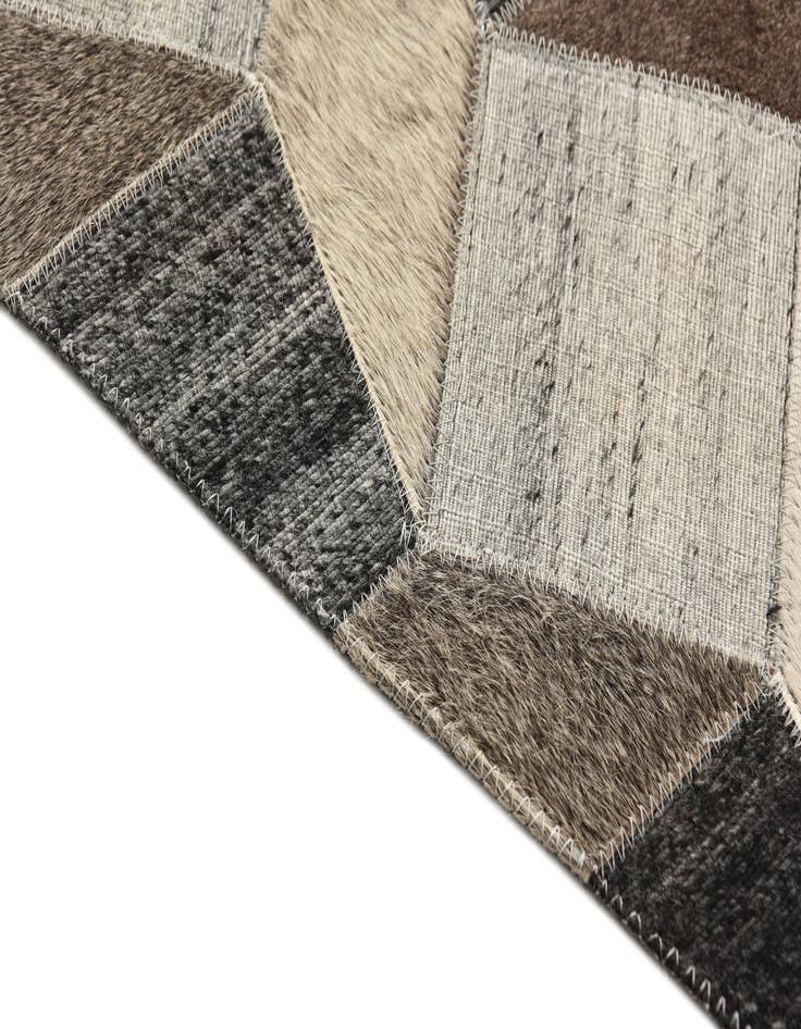 Detail image of 5' x 7' 9 Cowhide Rug