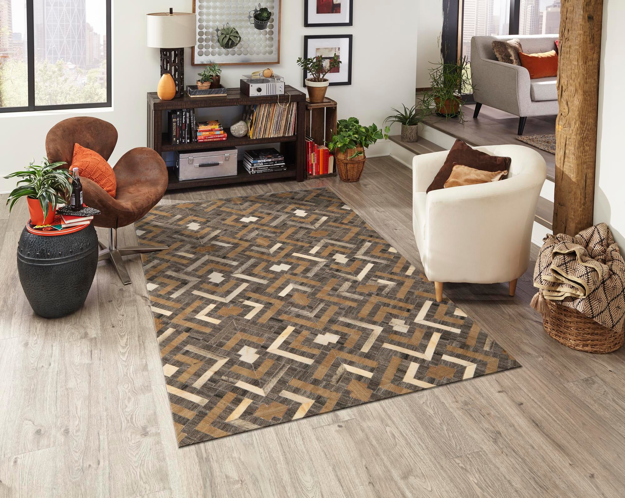 5' x 7' 9 Cowhide Rug