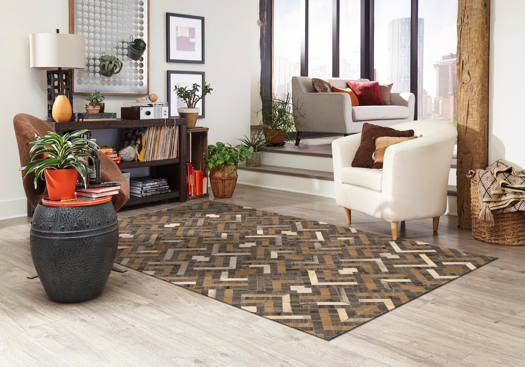 5' x 7' 9 Cowhide Rug