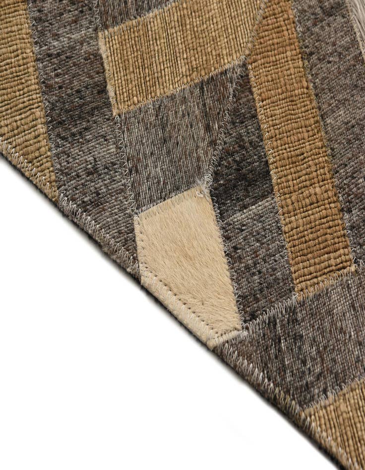 Detail image of 5' x 7' 9 Cowhide Rug