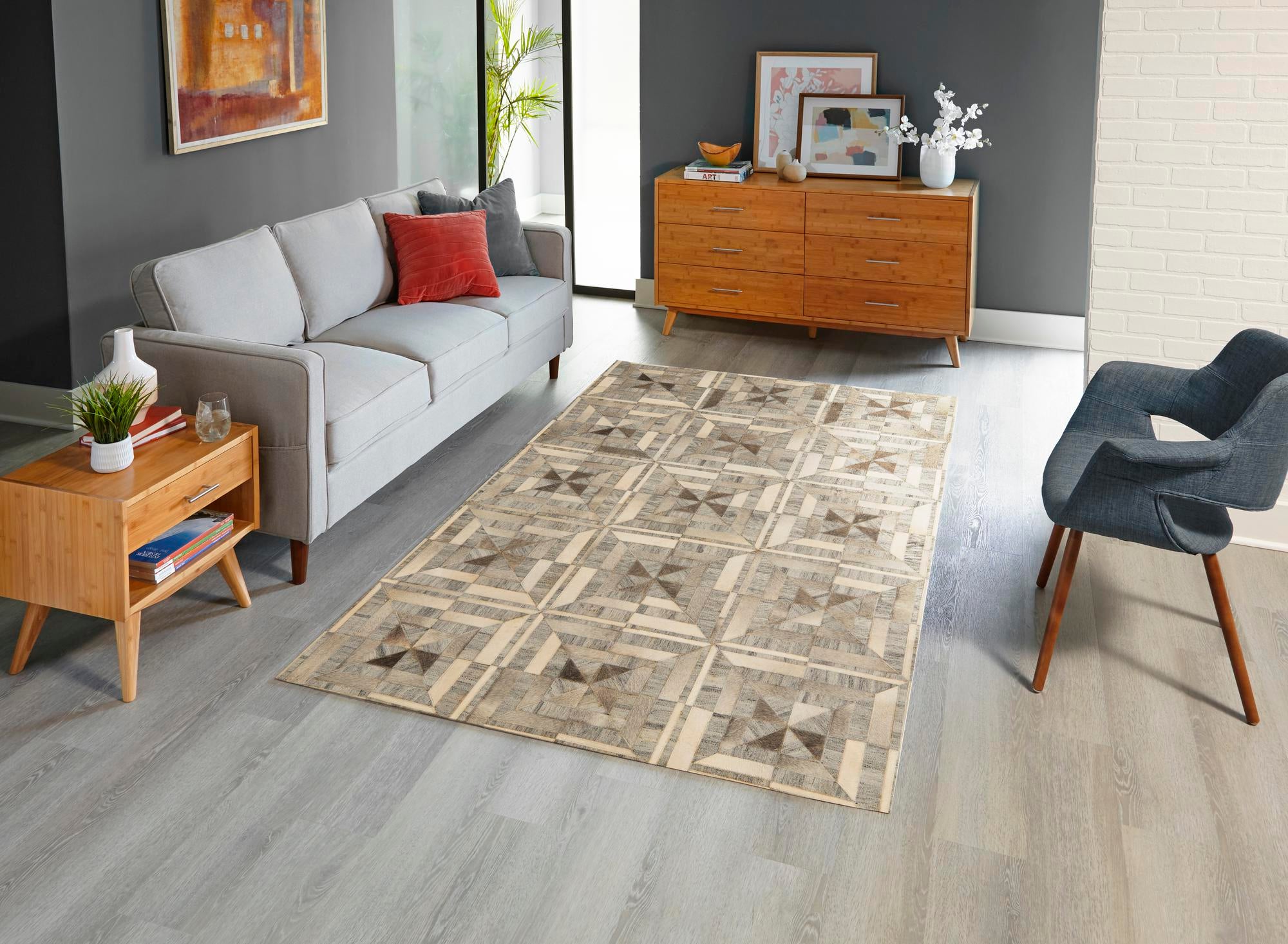 5' x 7' 9 Cowhide Rug
