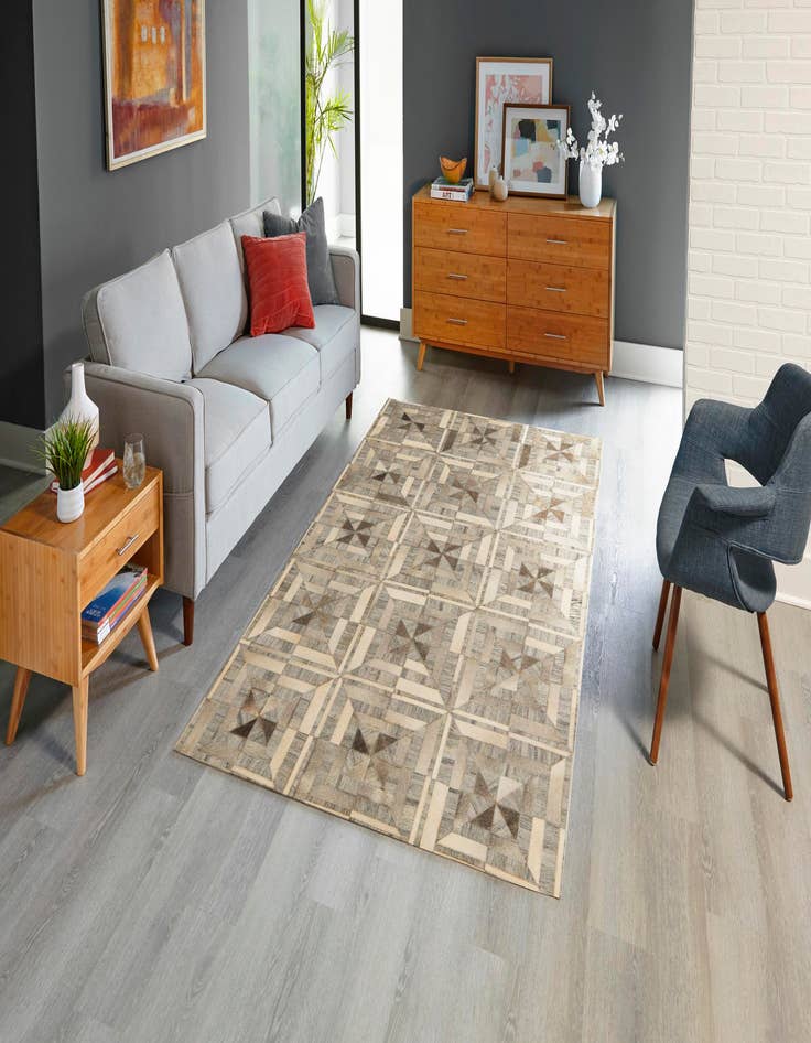 Detail image of 5' x 7' 9 Cowhide Rug