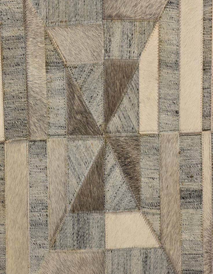 Detail image of 5' x 7' 9 Cowhide Rug