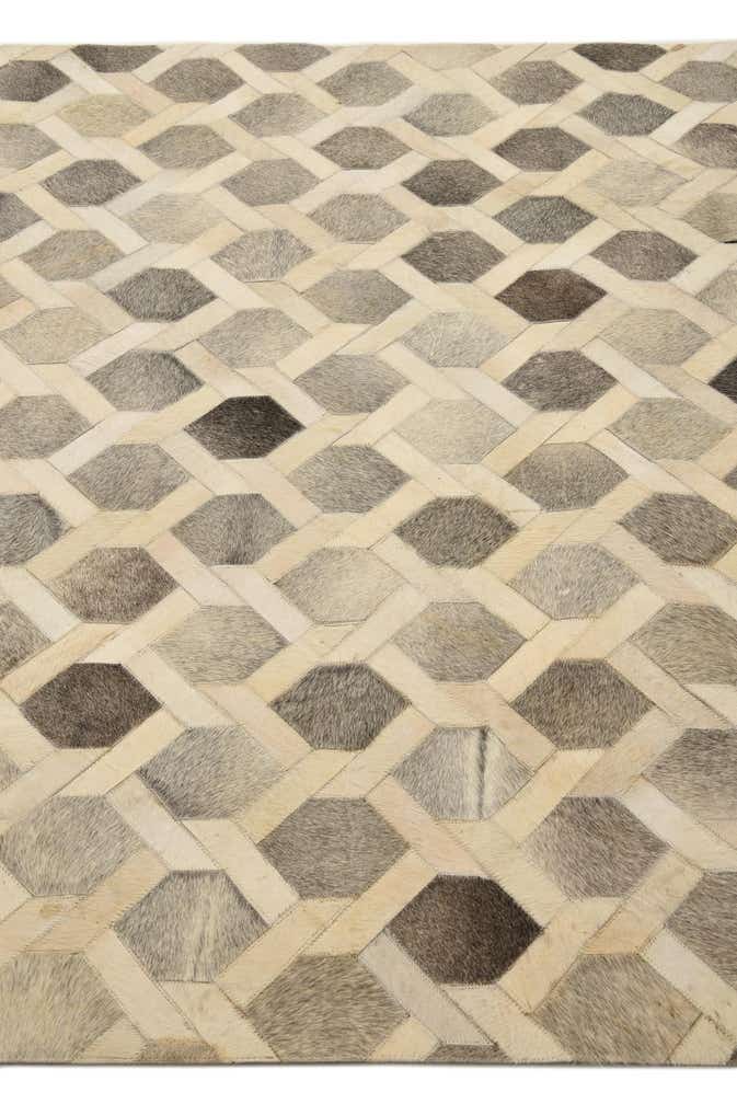 5' 1 x 8' Cowhide Rug