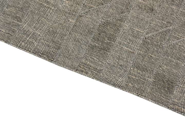 5' x 7' 10 Cowhide Rug