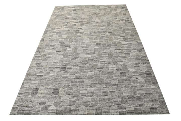 5' x 8' Cowhide Rug