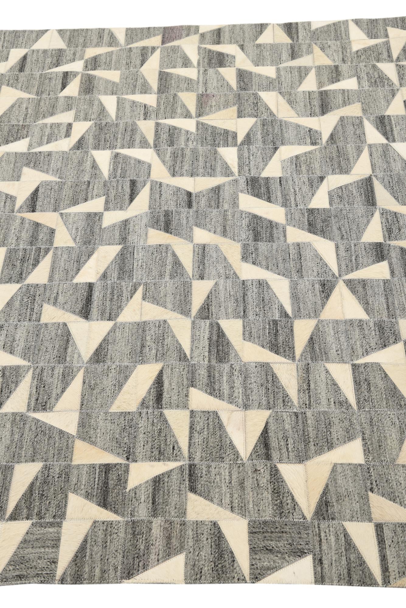5' x 7' 10 Cowhide Rug