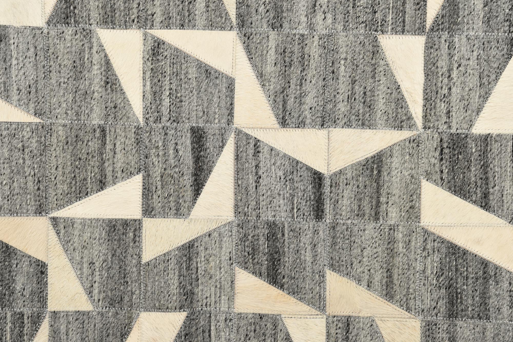 5' x 7' 10 Cowhide Rug