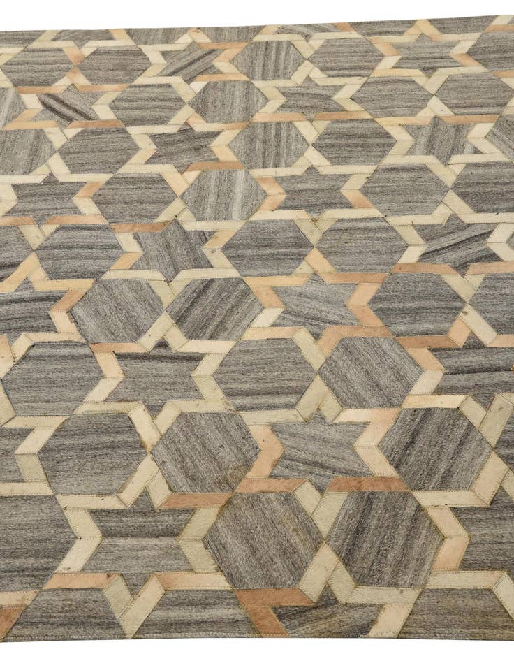 Detail image of 5' x 7' 10 Cowhide Rug