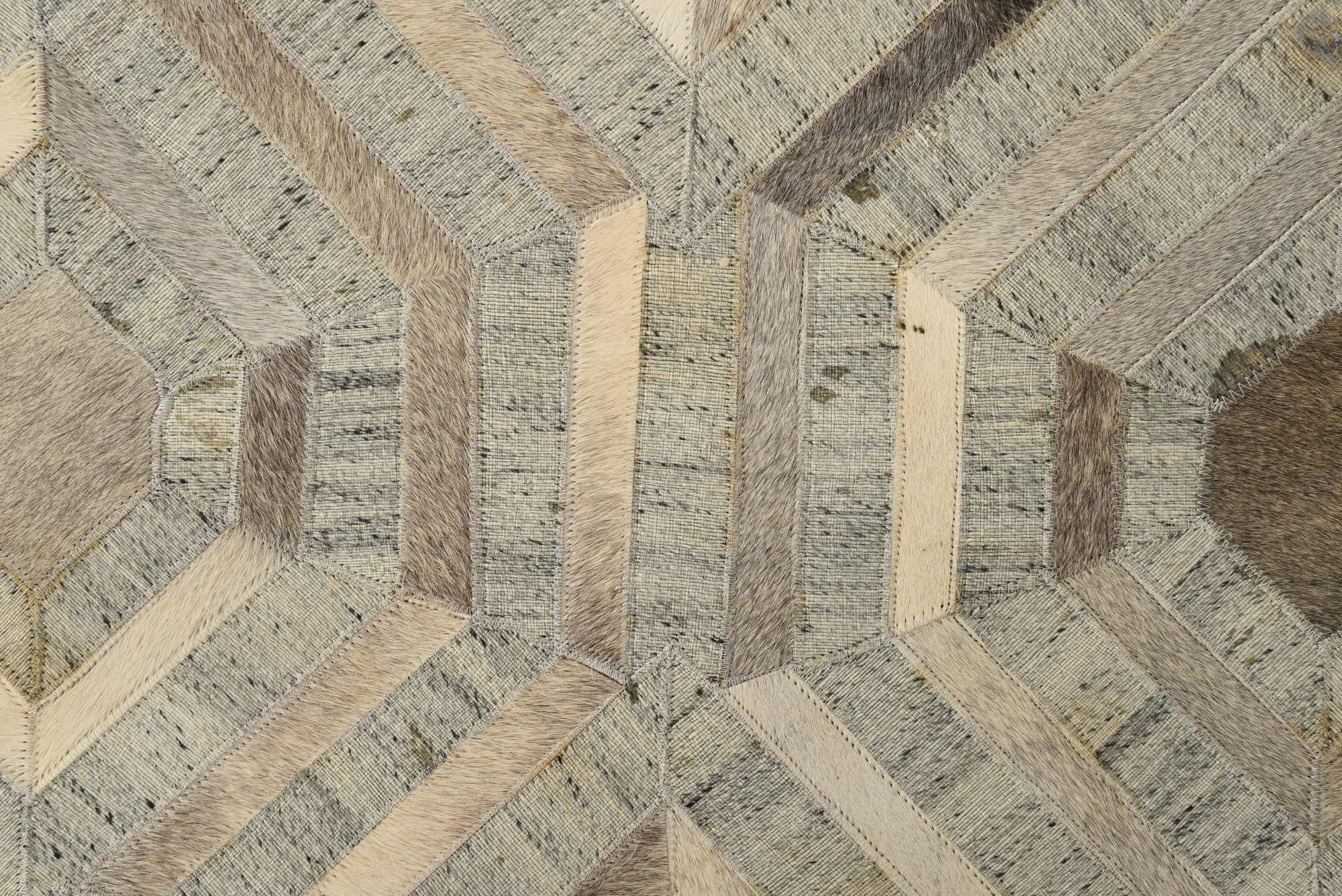 5' 1 x 8' Cowhide Rug