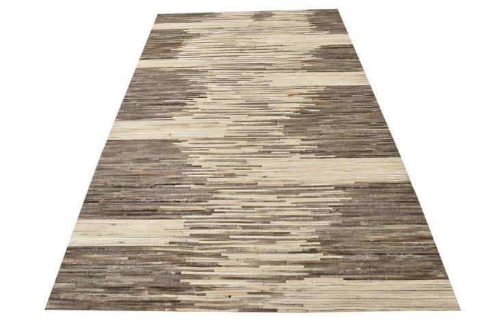 5' x 8' 3 Cowhide Rug