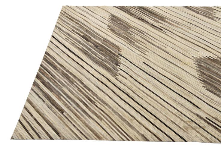 Detail image of 5' 1 x 7' 10 Cowhide Rug