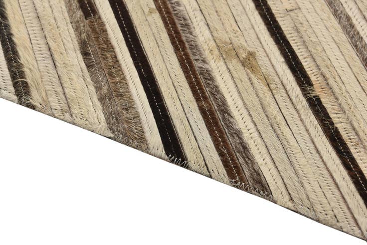 Detail image of 5' 1 x 7' 10 Cowhide Rug