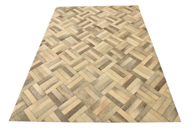 Detail image of 4' 10 x 7' Cowhide Rug