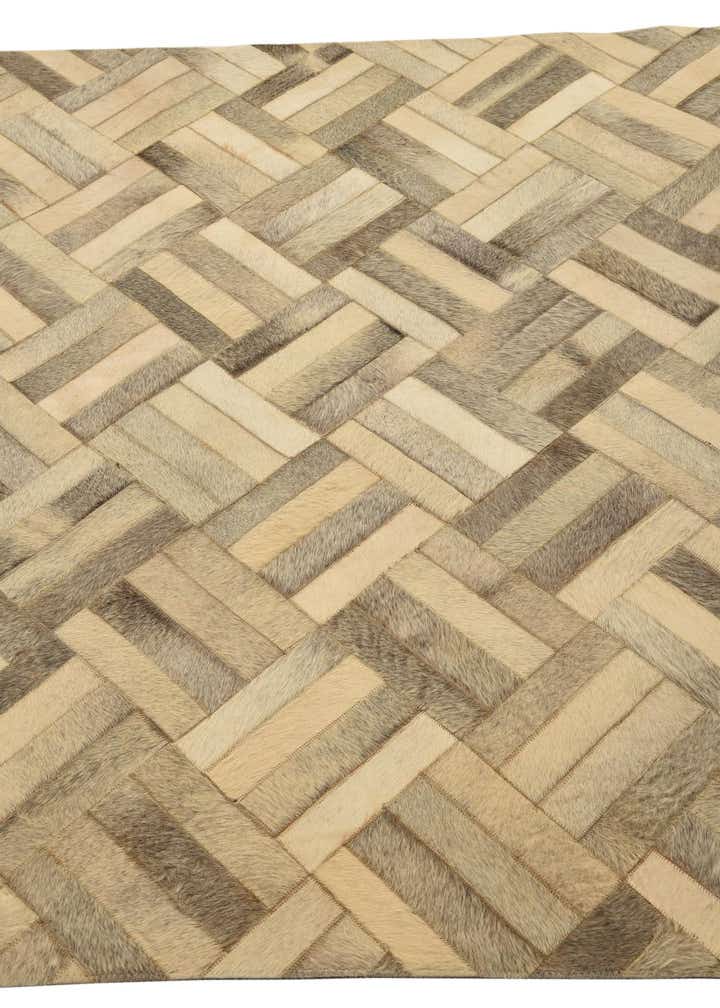 4' 10 x 7' Cowhide Rug