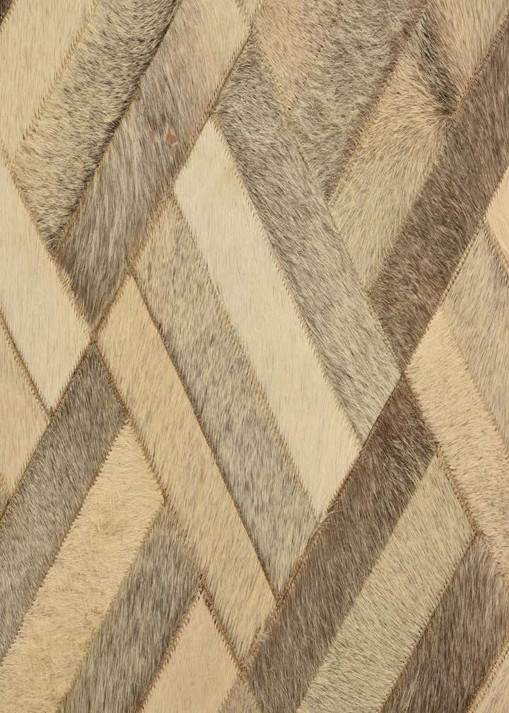 4' 10 x 7' Cowhide Rug