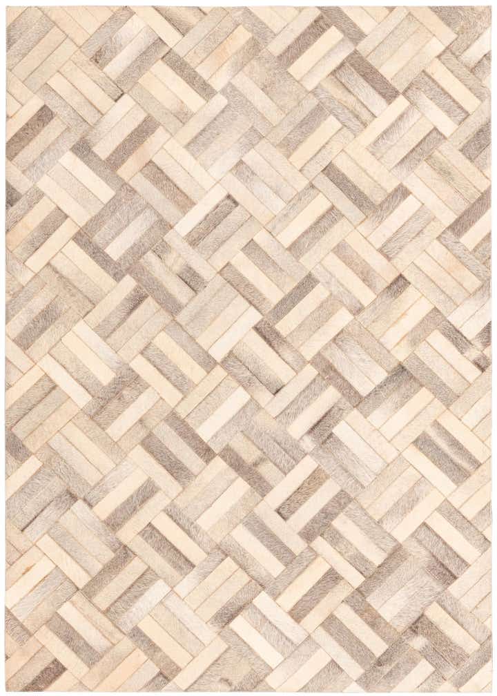 4' 10 x 7' Cowhide Rug