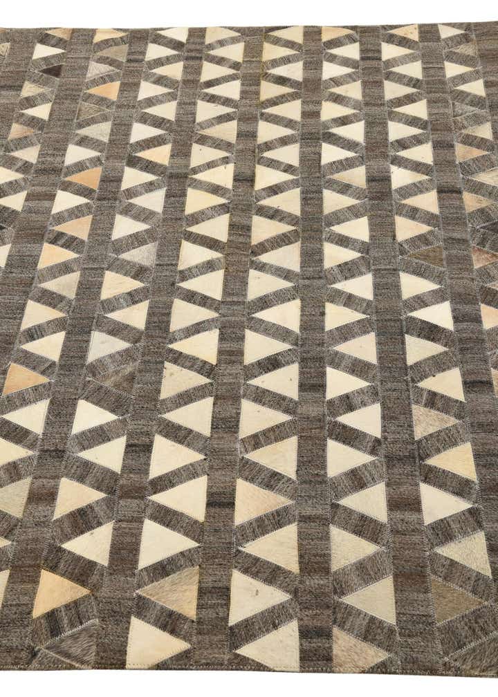 5' 2 x 8' Cowhide Rug