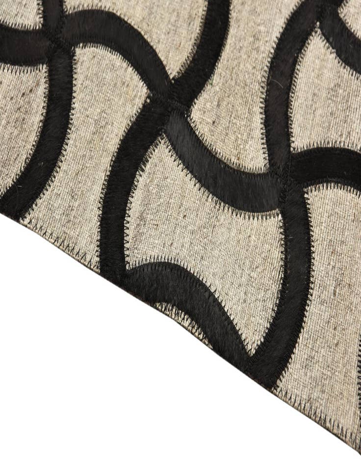 Detail image of 5' x 7' 9 Cowhide Rug
