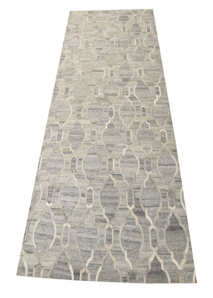 5' 1 x 7' 10 Cowhide Rug