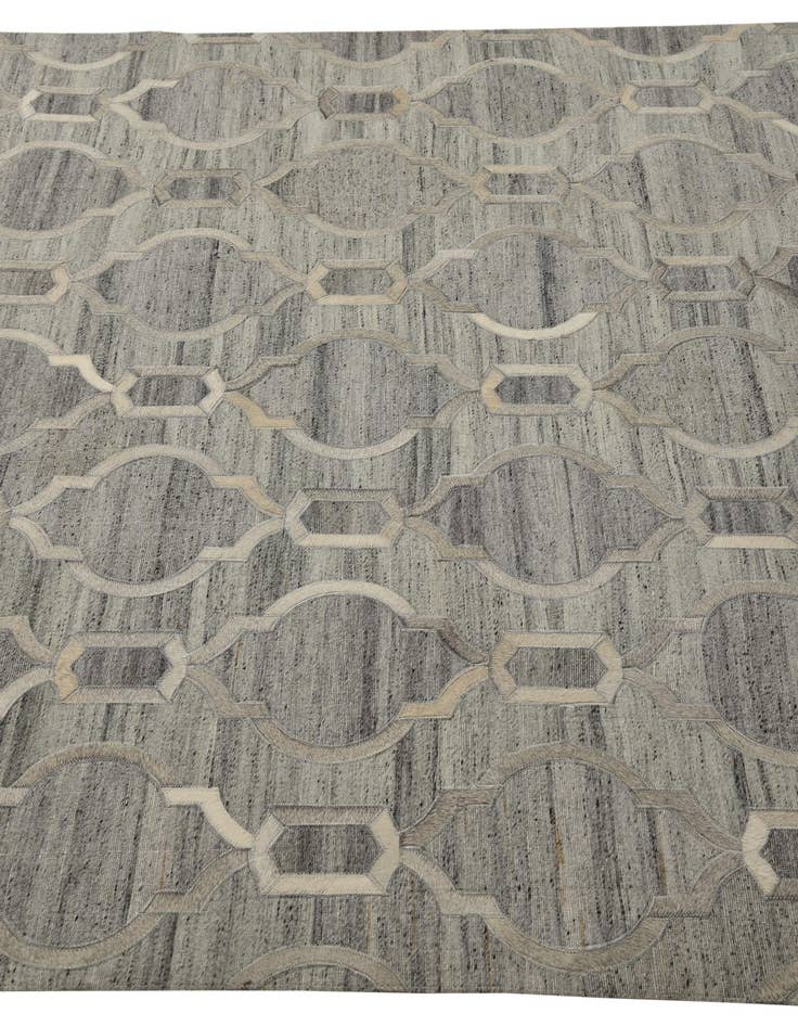 Detail image of 5' 1 x 7' 10 Cowhide Rug