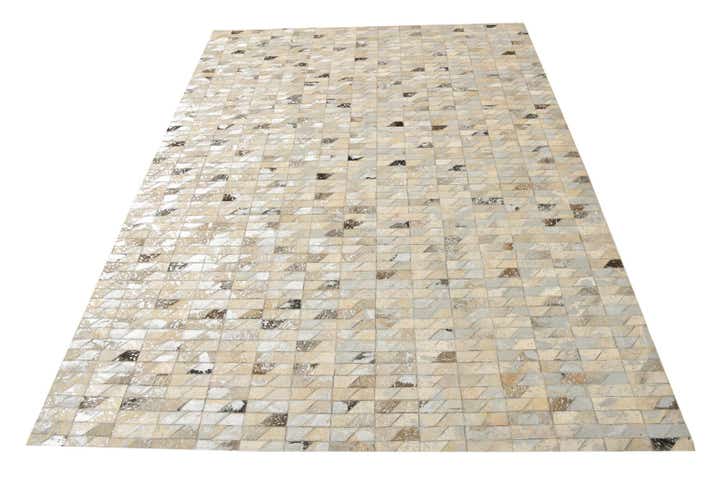 5' 4 x 7' 5 Cowhide Rug