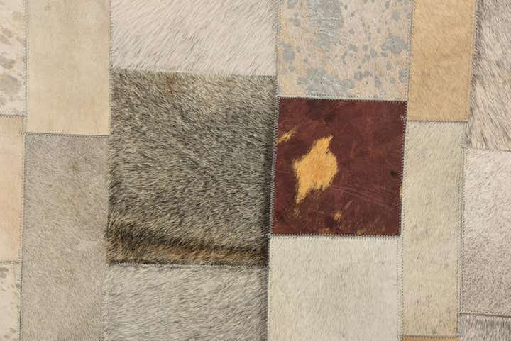 5' 1 x 8' 1 Cowhide Rug