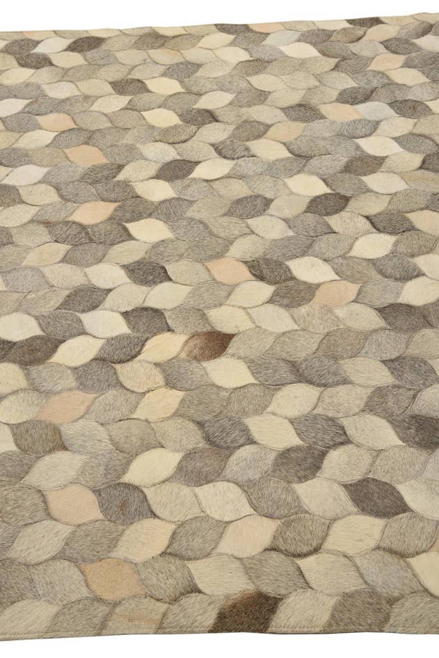 Detail image of 5' 1 x 8' Cowhide Rug