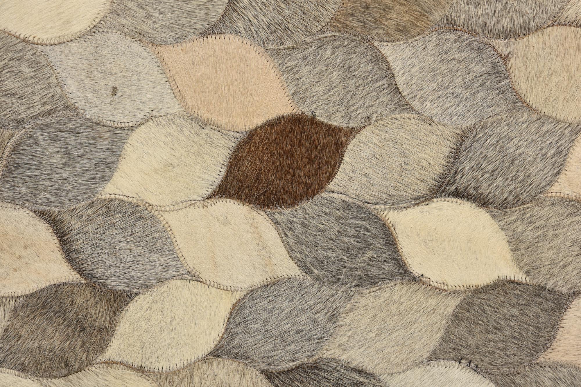 5' 1 x 8' Cowhide Rug