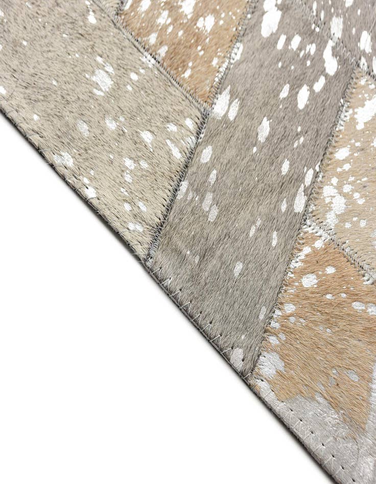 Detail image of 5' 3 x 8' 2 Cowhide Rug