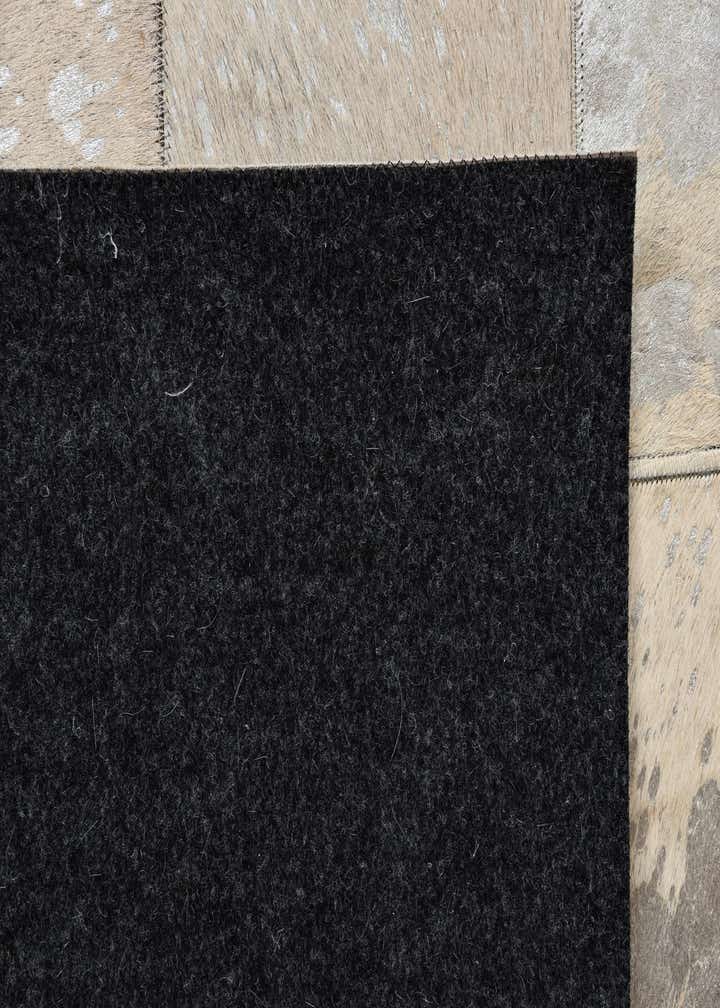 5' 1 x 8' Cowhide Rug
