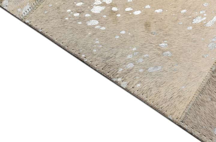 5' 1 x 8' Cowhide Rug