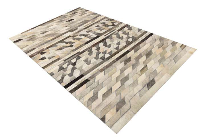 5' x 8' Cowhide Rug