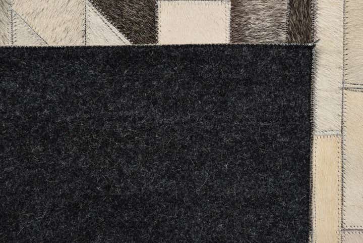 5' x 8' Cowhide Rug