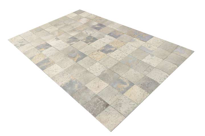 5' 1 x 8' Cowhide Rug