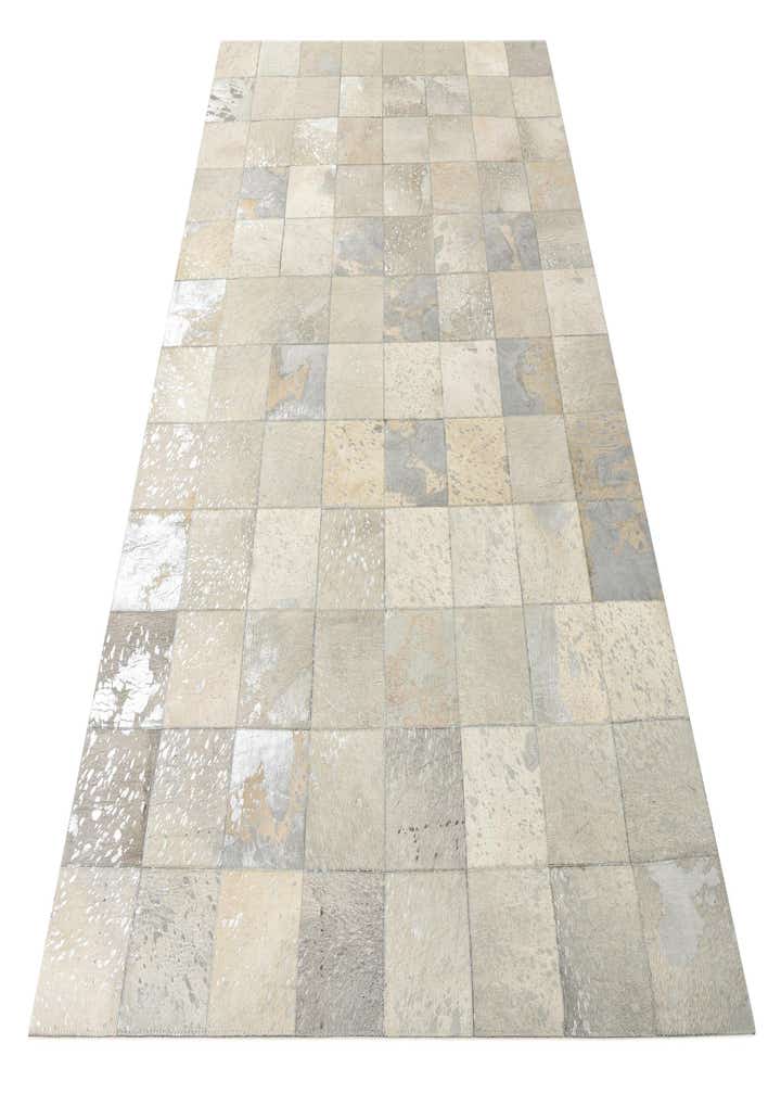 5' 1 x 8' Cowhide Rug