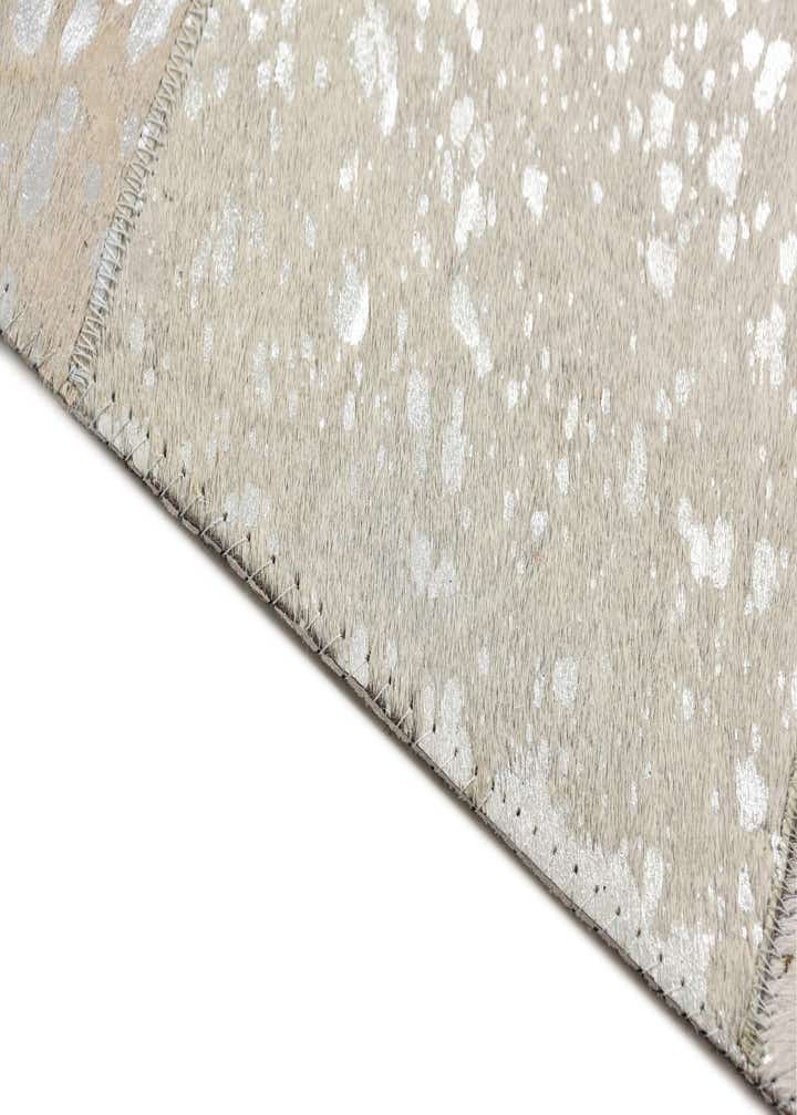 5' 1 x 8' Cowhide Rug