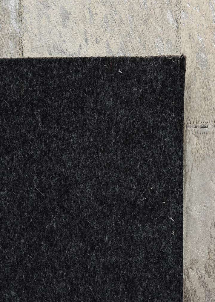 5' 1 x 8' Cowhide Rug