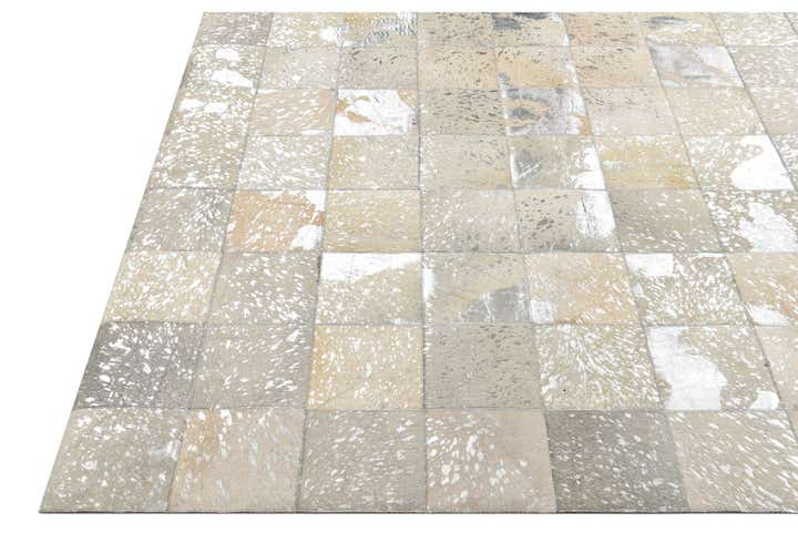 5' x 8' Cowhide Rug