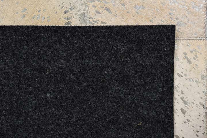 5' x 8' Cowhide Rug