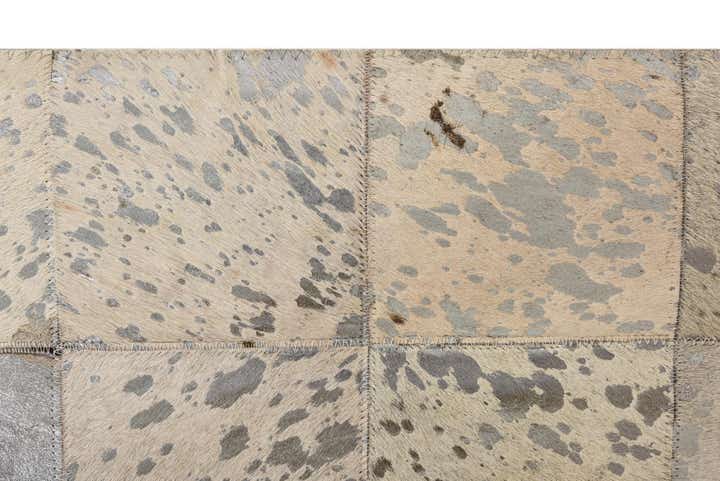 5' 1 x 8' 2 Cowhide Rug